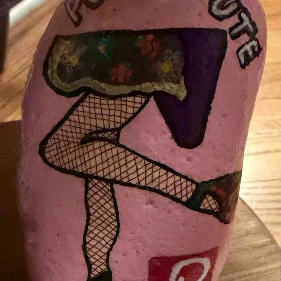 ~Sample, Do Not Buy~Hand Painted “Poshmark Themed” Rocks - Picture 9 of 9
